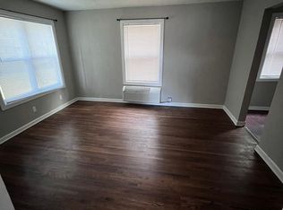 860 S Terrace Dr #860, Wichita, KS 67218