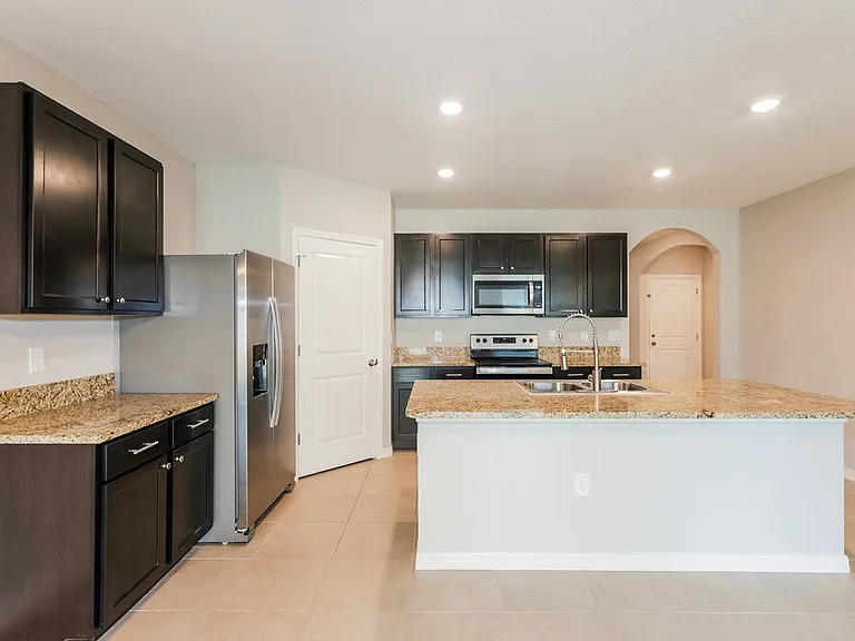 16471 Little Garden Dr — Photo 6