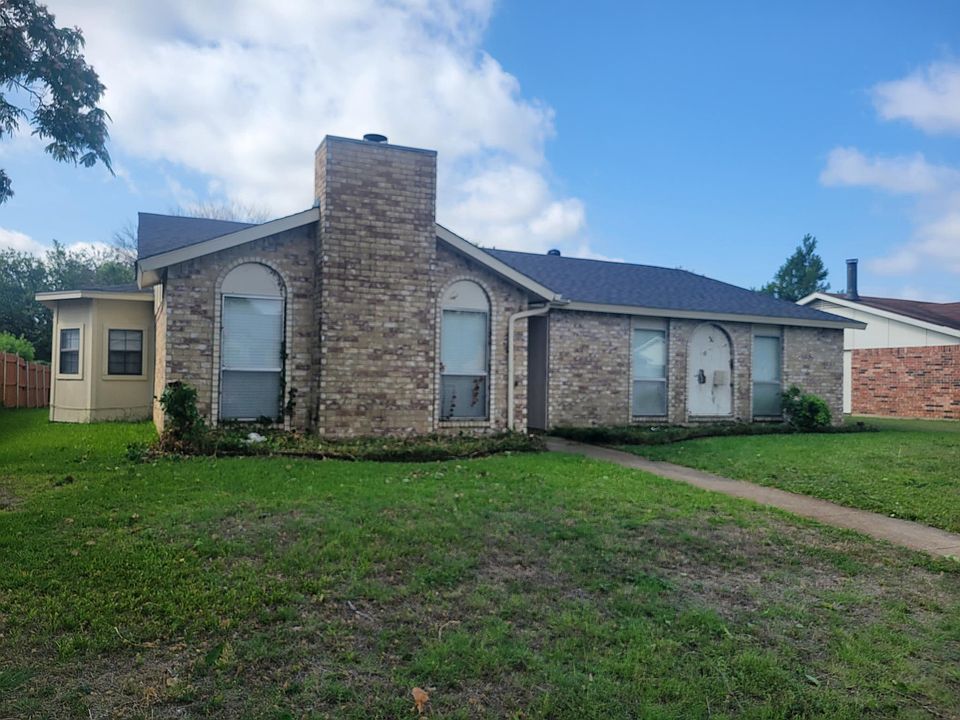 1st image of 1226 Southridge Dr