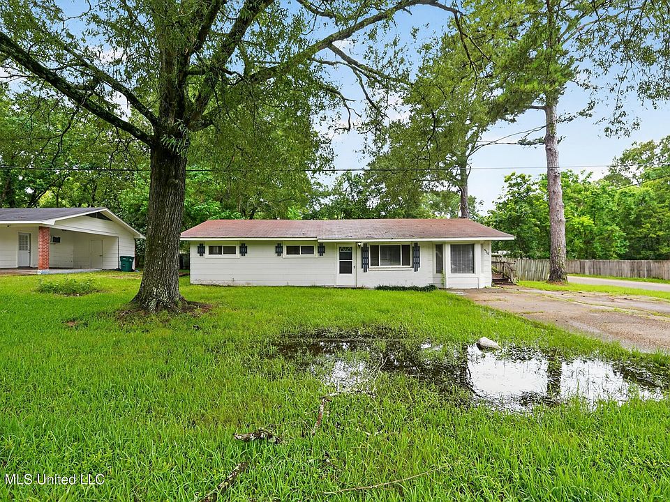 1st image of 4305 Old Brandon Rd