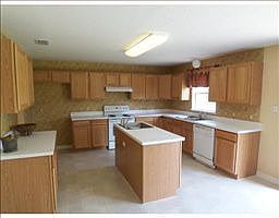 2nd image of 1717 Alhambra Crest Dr