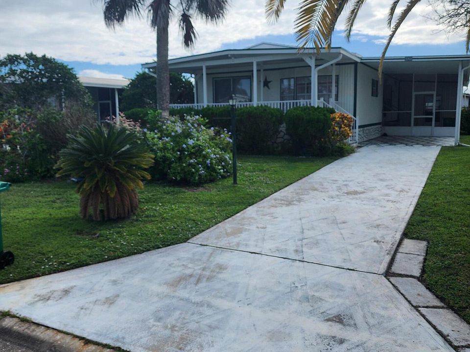 1st image of 1439 Barefoot Cir