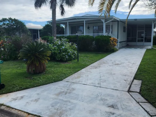 1439 Barefoot Cir, Barefoot Bay, FL 32976