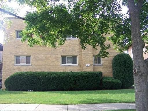 1st image of 8338 N Christiana Ave #2W