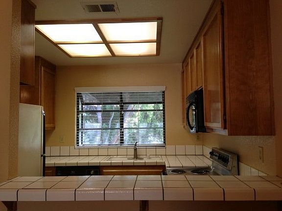 3rd image of 1400 Bowe Ave APT 1608