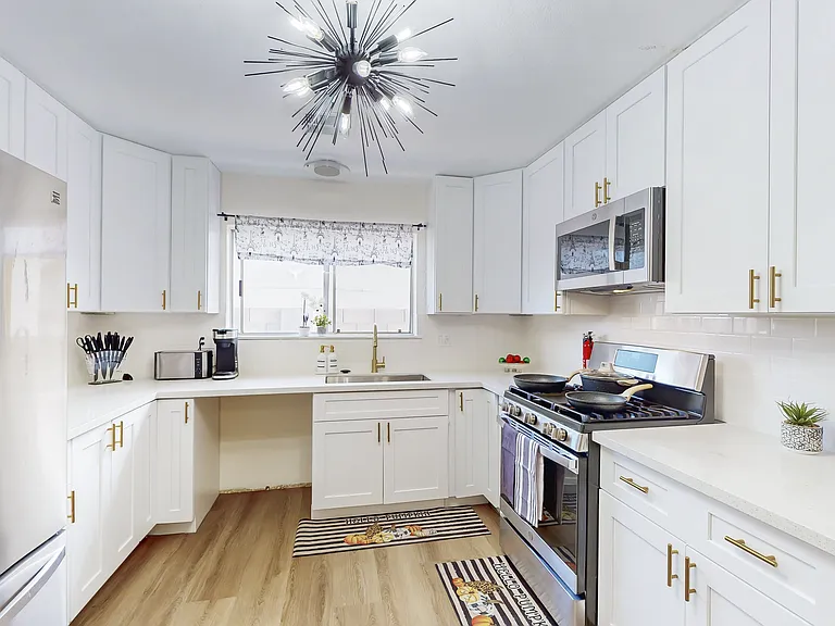 Kitchen Panoramic View