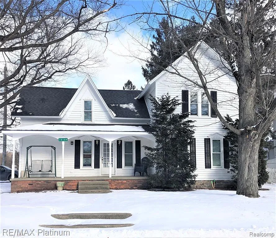 10109 George St photo 1