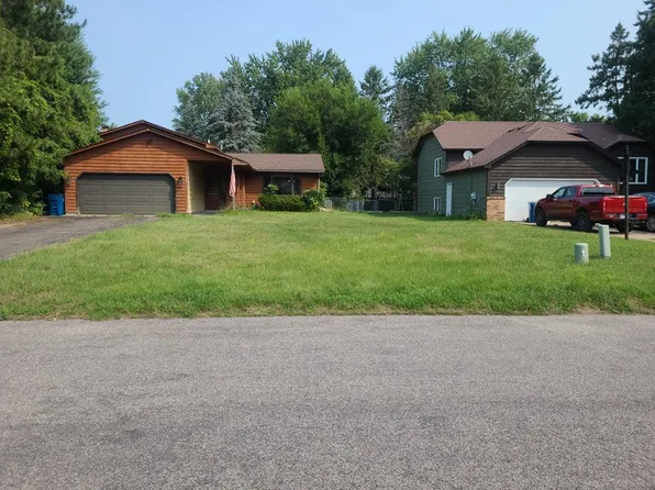 1677 Garden Ln, White Bear Township, MN 55110