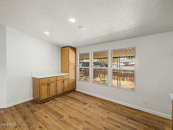 5th image of 3520 W Cantaloupe Dr