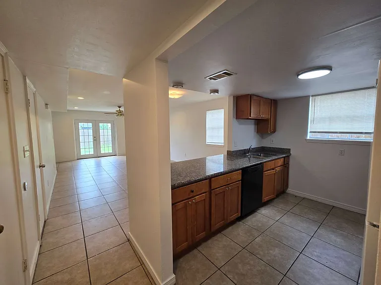 7032 Bundy Rd — Photo 2