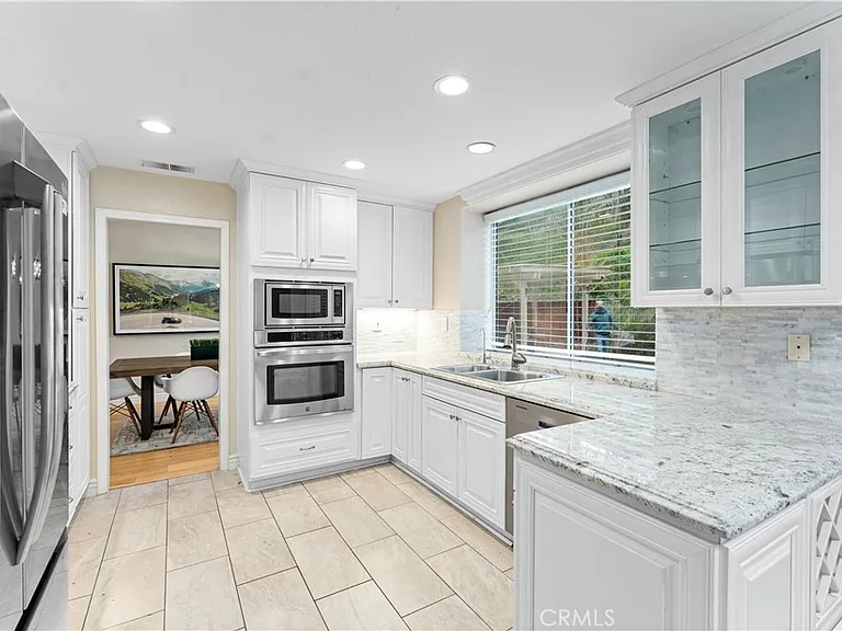 1535 San Almada Rd — Photo 5