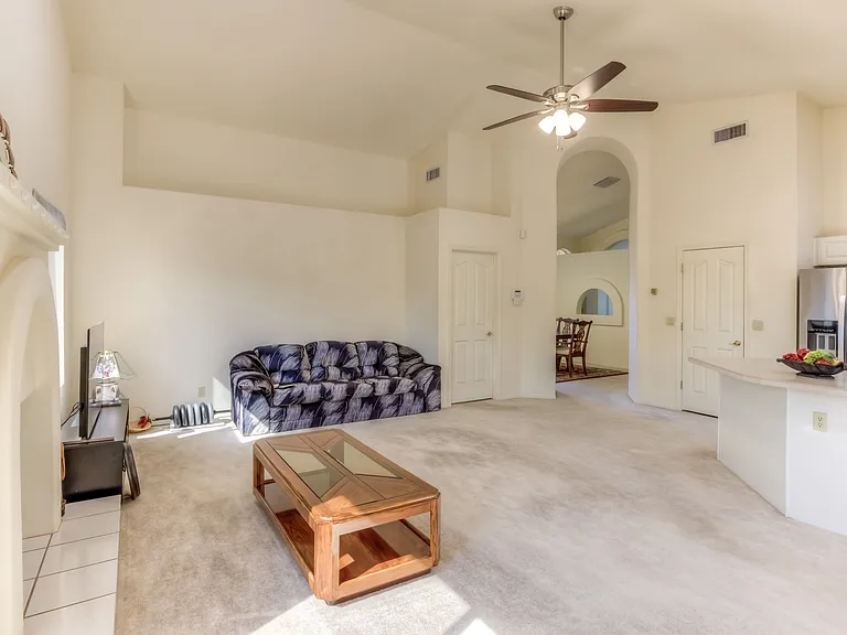 1510 W Dusk Glow Loop — Photo 6