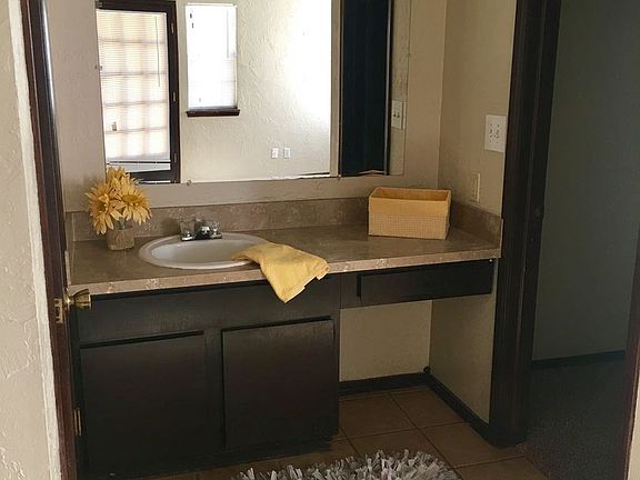 4th image of 524 SW 93rd St #9508