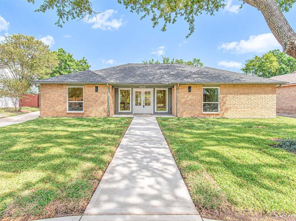 8002 Candle Ln, Houston, TX 77071