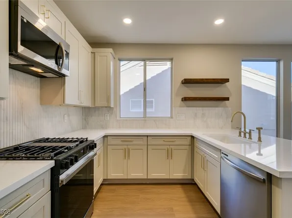 438 Fountain Grove St, Henderson, NV 89012