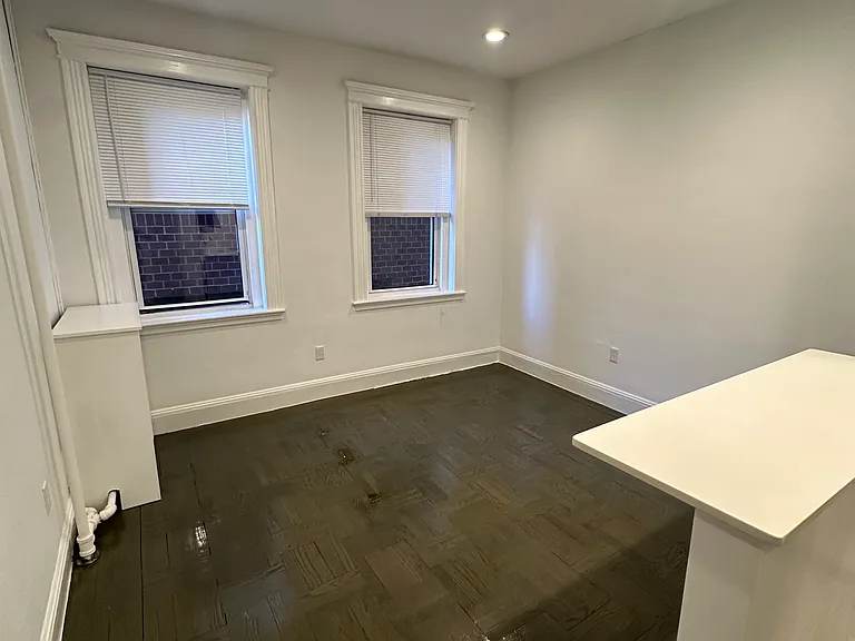 149 Park Dr #11 — Photo 4