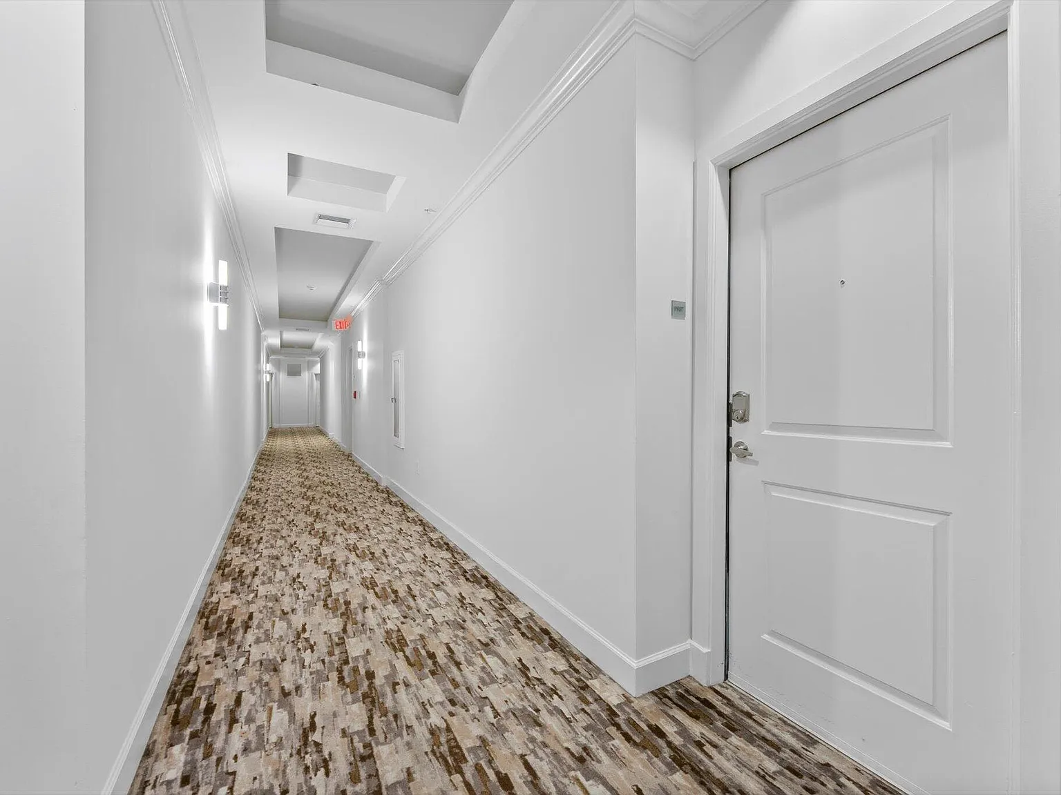 2 bed, 2.0 bath, 1233 sqft, $3,500 — Photo 3