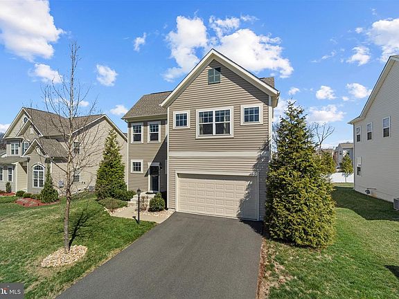 4th image of 12172 Aster Rd