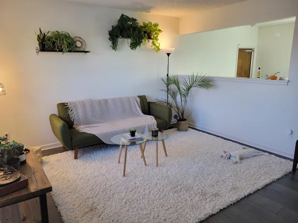 2483 S Laredo St, Aurora, CO 80013