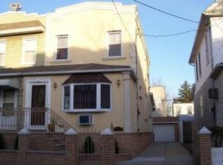 7029 72nd Pl, Flushing, NY 11385