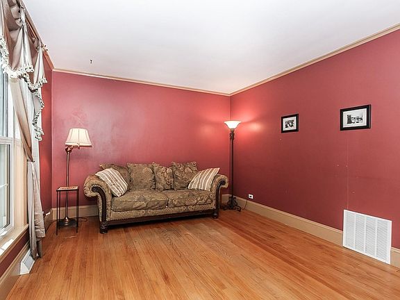 3rd image of 540 S 5th Ave