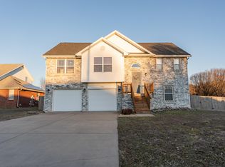 1908 N 21st St, Ozark, MO 65721