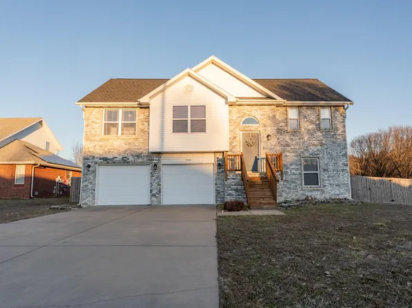 1908 N 21st Street, Ozark, MO 65721