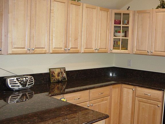 Slab Granite Counters