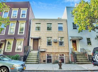 116 Oak St, Brooklyn, NY 11222