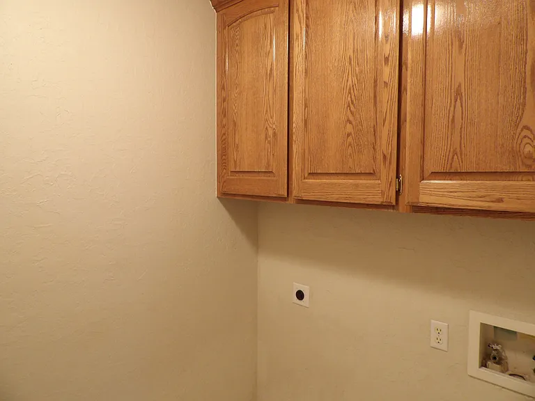 405 SE Lancelot Ln — Photo 9
