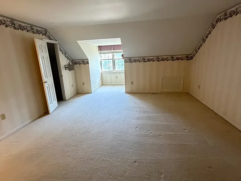 2264 Raleigh Rd — Photo 18