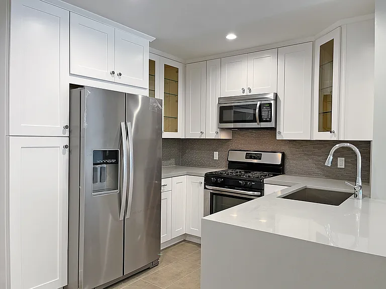 1701 Malcolm Ave #5 — Photo 11
