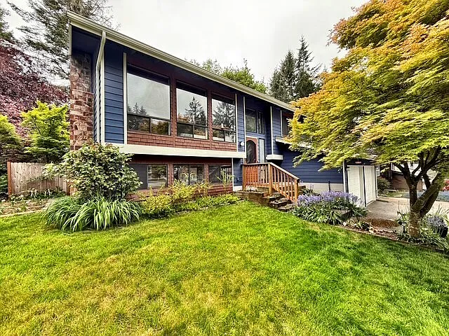 710 Parkway Ct NE — Photo 44