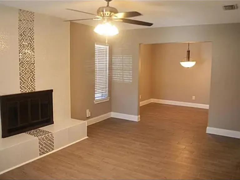 3721 Swallow Ln — Photo 5