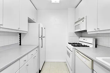 Rented by Cooper & Cooper Real Estate