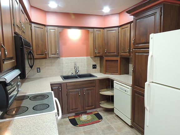 5th image of 4861 Summergreen Ln