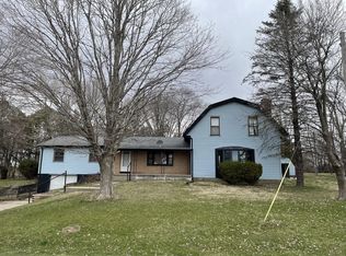 26644 Avers Rd, Sterling, IL 61081