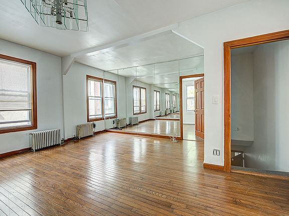 5th image of 32-54 81st St