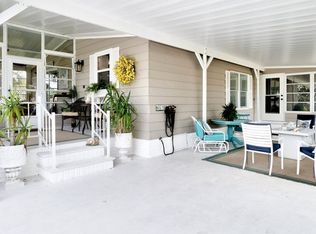 923 Evergreen St, Barefoot Bay, FL 32976