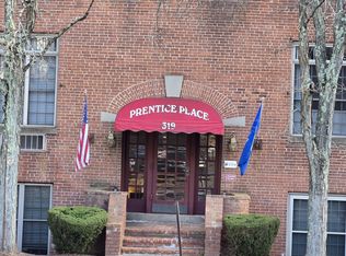 319 New Britain Rd APT 306, Berlin, CT 06037