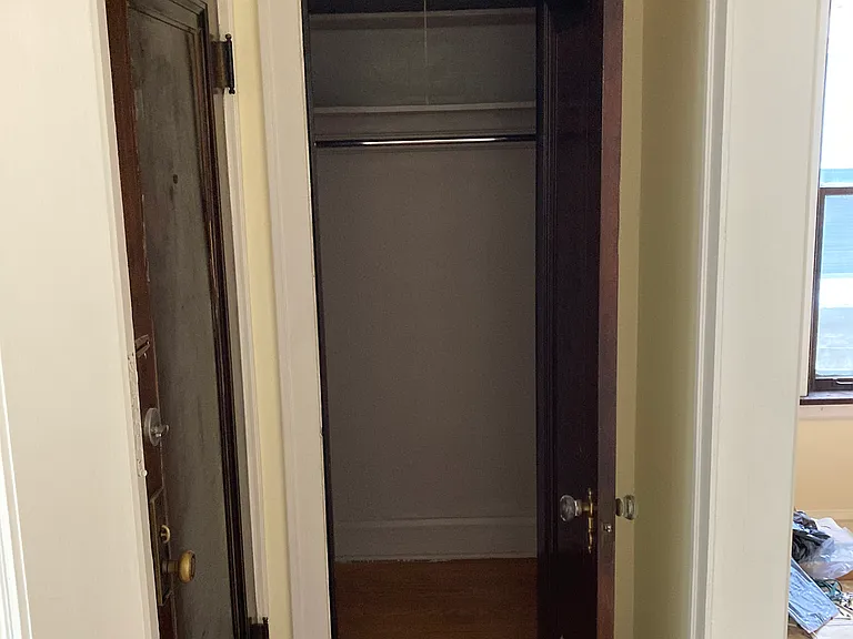 5624 N Saint Louis Ave #2 — Photo 2