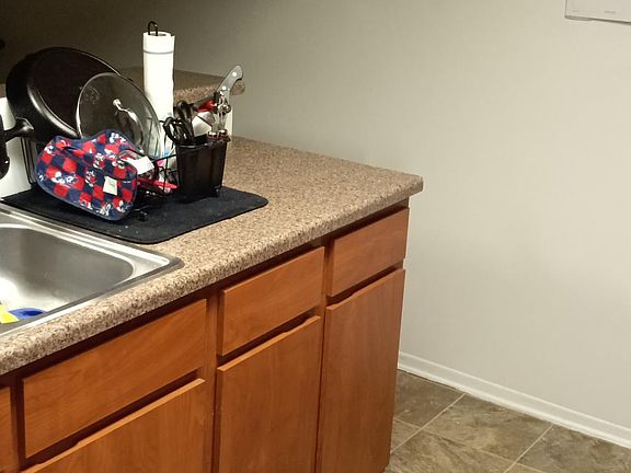 4th image of 4436 Swiss Stone Ln W APT 1B