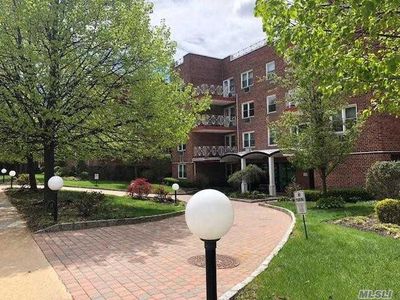 20 Chapel Place #1MN, Great Neck, NY, 11021
