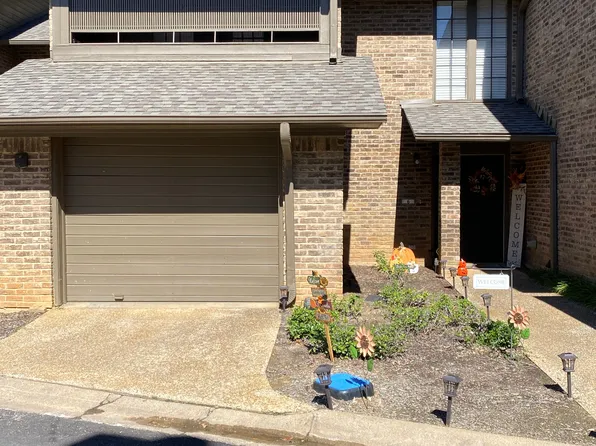 6 Stonecreek Ct, Longview, TX 75604