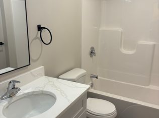 181 Main St #4, Webster, MA 01570