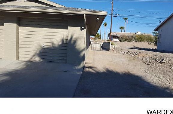 4th image of 3265 McCulloch Blvd N
