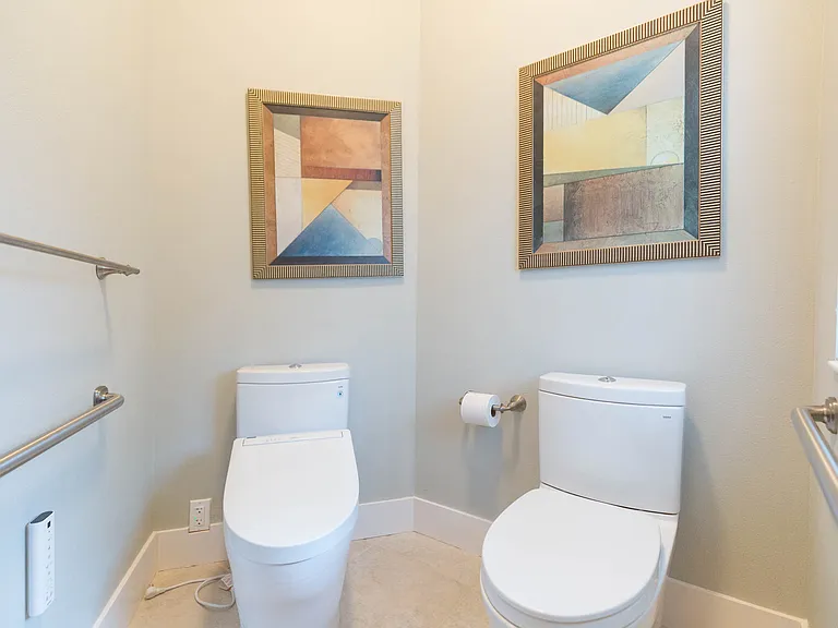 2020 W Dekle Ave #C — Photo 46