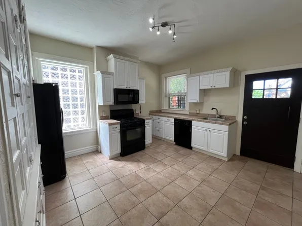 6815 Thomas Blvd APT 1, Pittsburgh, PA 15208