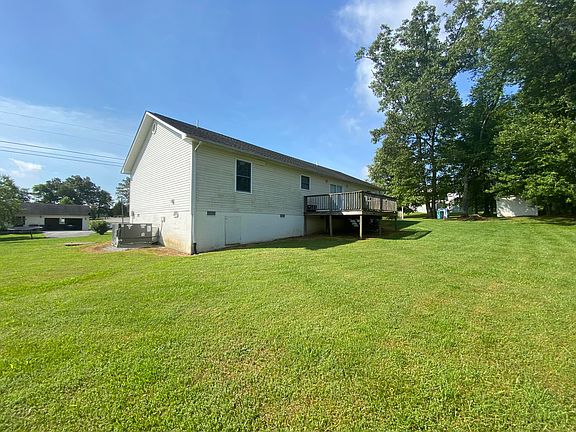 5th image of 152 Bayberry Dr