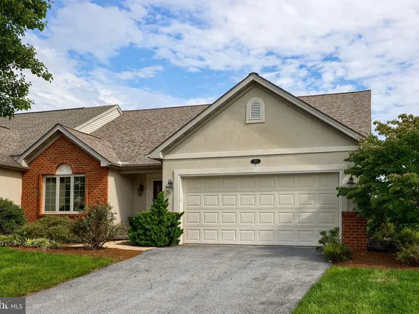 210 Whitechapel Rd, Lancaster, PA 17603
